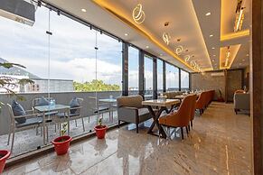 Hotel Ambalika Aashray Katra