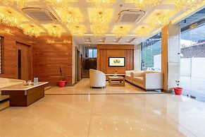Hotel Ambalika Aashray Katra