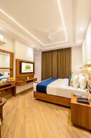 Hotel Ambalika Aashray Katra