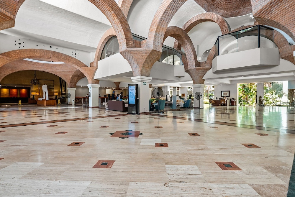 Velas Resort Access Beachfront 3BR Condo