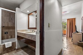 Velas Resort Access Beachfront 3BR Condo