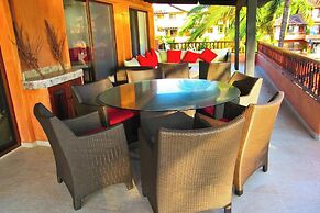 Oceanfront 5BR Villa by Monyxbnb