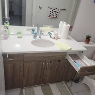 A&A Retreatfam-friendly 3BR Spacious Haven Leduc