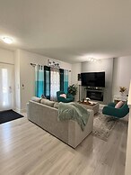 A&A Retreatfam-friendly 3BR Spacious Haven Leduc