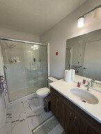 A&A Retreatfam-friendly 3BR Spacious Haven Leduc