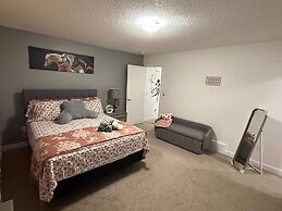 A&A Retreatfam-friendly 3BR Spacious Haven Leduc