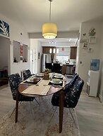 A&A Retreatfam-friendly 3BR Spacious Haven Leduc