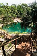 Cenote Escondido - Cabañas y Camping