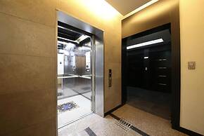 THE M HOTEL