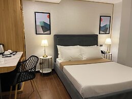 Everyone Hotel
