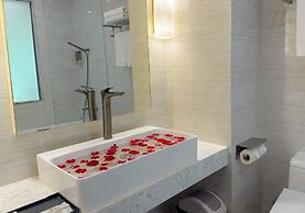 LEE HOTEL LAT PHRAO
