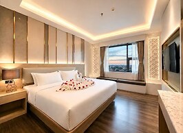 LEE HOTEL LAT PHRAO