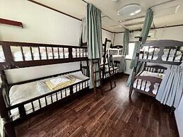 Kobe Guesthouse - Hostel
