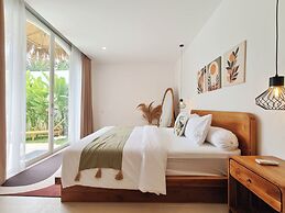 Jade Uluwatu
