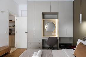 The Tara - Coastal 2-BR Apt. in Piraeus
