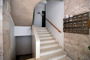 The Tara - Coastal 2-BR Apt. in Piraeus