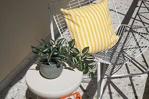 The Tara - Coastal 2-BR Apt. in Piraeus