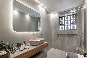 The Tara - Coastal 2-BR Apt. in Piraeus
