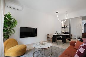 The Tara - Coastal 2-BR Apt. in Piraeus