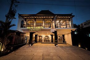 Dhipa Kinanthi Prawirotaman by Raminten