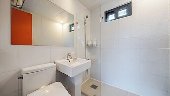 Goseong Lareine Poolvilla H