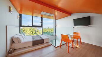 Goseong Lareine Poolvilla H