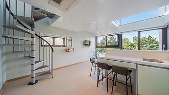 Goseong Lareine Poolvilla H