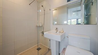 Goseong Lareine Poolvilla H