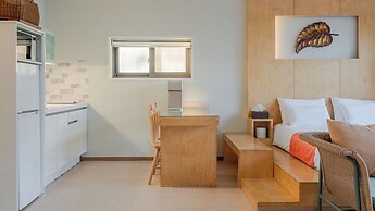 Goseong Lareine Poolvilla H