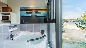 Goseong Lareine Poolvilla H