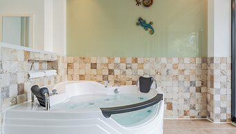 Goseong Lareine Poolvilla H