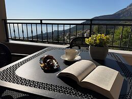 Sunset luxury apartment