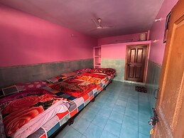 Omji Ashram - Tapovan Kuti