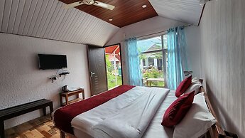 Chardham Resort Guptakashi