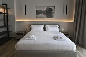 Cosmos Luxury Studio Suites