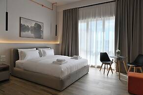 Cosmos Luxury Studio Suites
