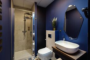 Yuko Residence