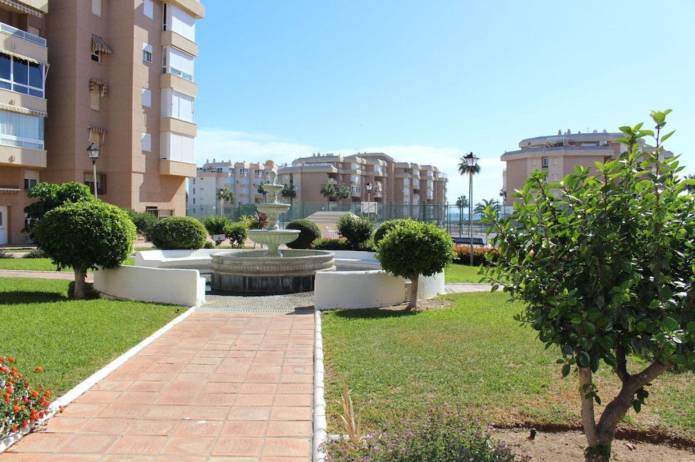 Goldk Sten by At Home Costa del Sol
