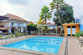 TwoSpaces Living at Matahari Homestay