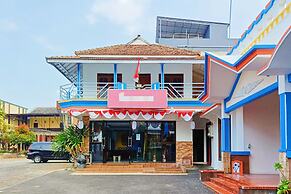 TwoSpaces Living at Matahari Homestay