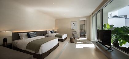 WHITEBALANCE Hotel Dali