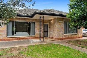 Spacious 3-bed Home in Payneham South