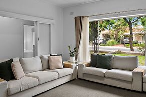 Spacious 3-bed Home in Payneham South
