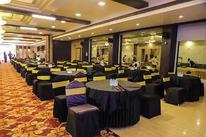 Hotel Devanshi & Banquets by Classy Stay