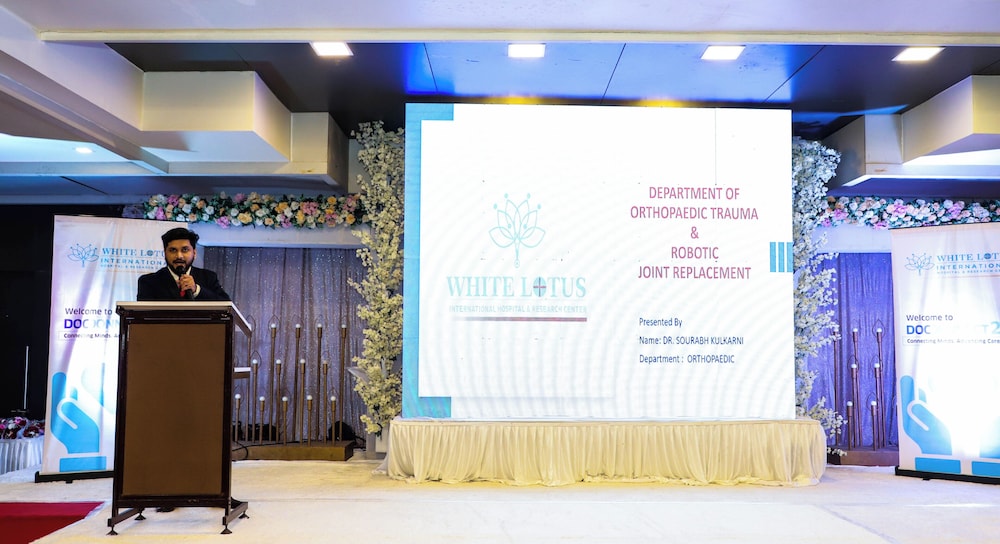 Hotel Devanshi & Banquets by Classy Stay