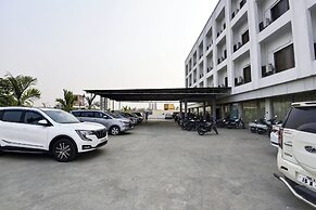 Hotel Devanshi & Banquets by Classy Stay
