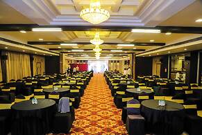 Hotel Devanshi & Banquets by Classy Stay