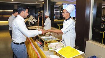 Hotel Devanshi & Banquets by Classy Stay