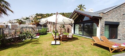 Yalıkavakta 4 Odalı Villa BD4150
