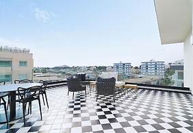 Maestro St Lazar Apartments